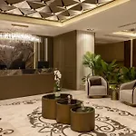 Otel Lilium & 4*