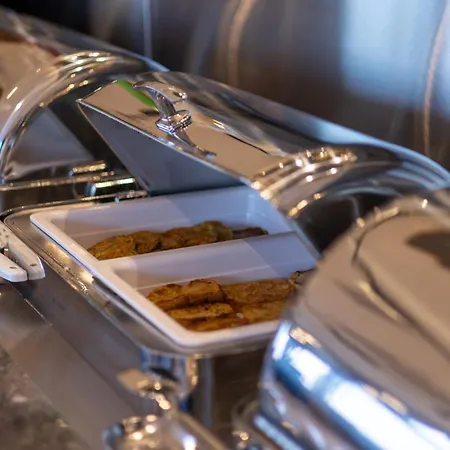 Lilium & Готель 4*